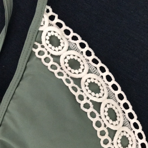 One piece swimsuit - Picture 2 of 4